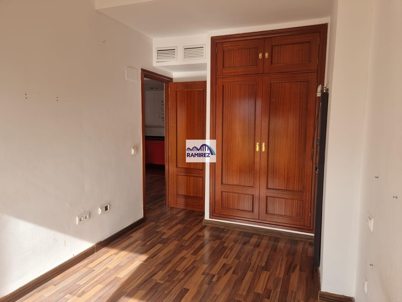 Wohnung zum verkauf in Estación de Cártama, 135.000 € (Ref.: IR1116)