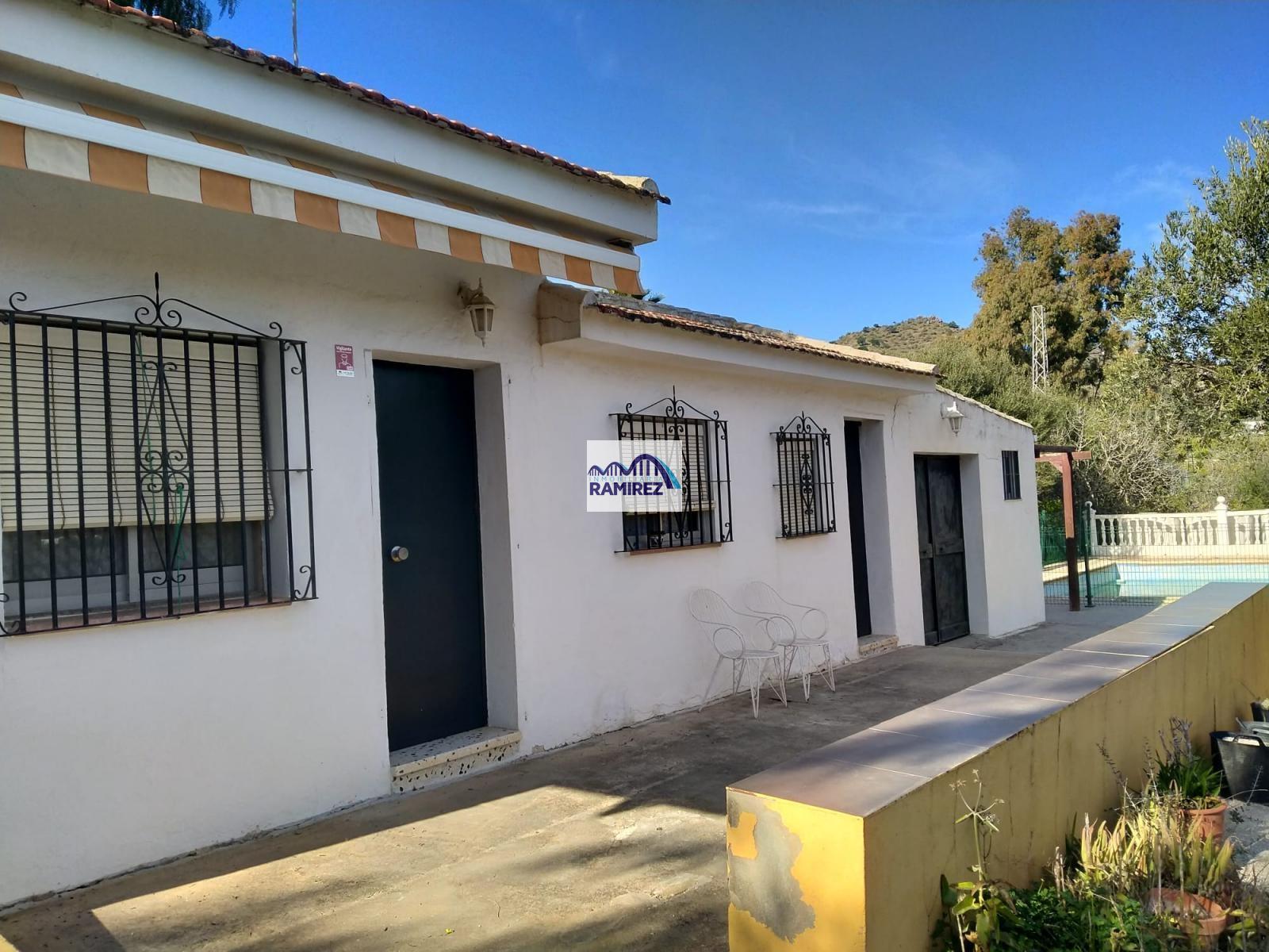 Casa di Campo in vendita a Estación de Cártama, 160.000 € (Ref.: IR1553)