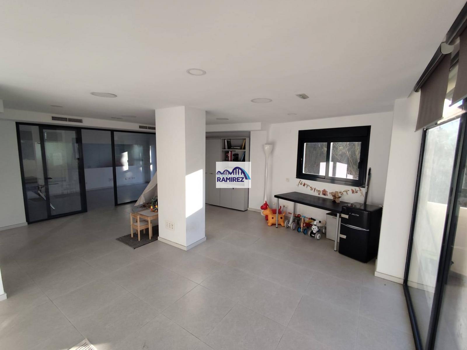 انقر من اجل الذهاب إلى معرض الصور