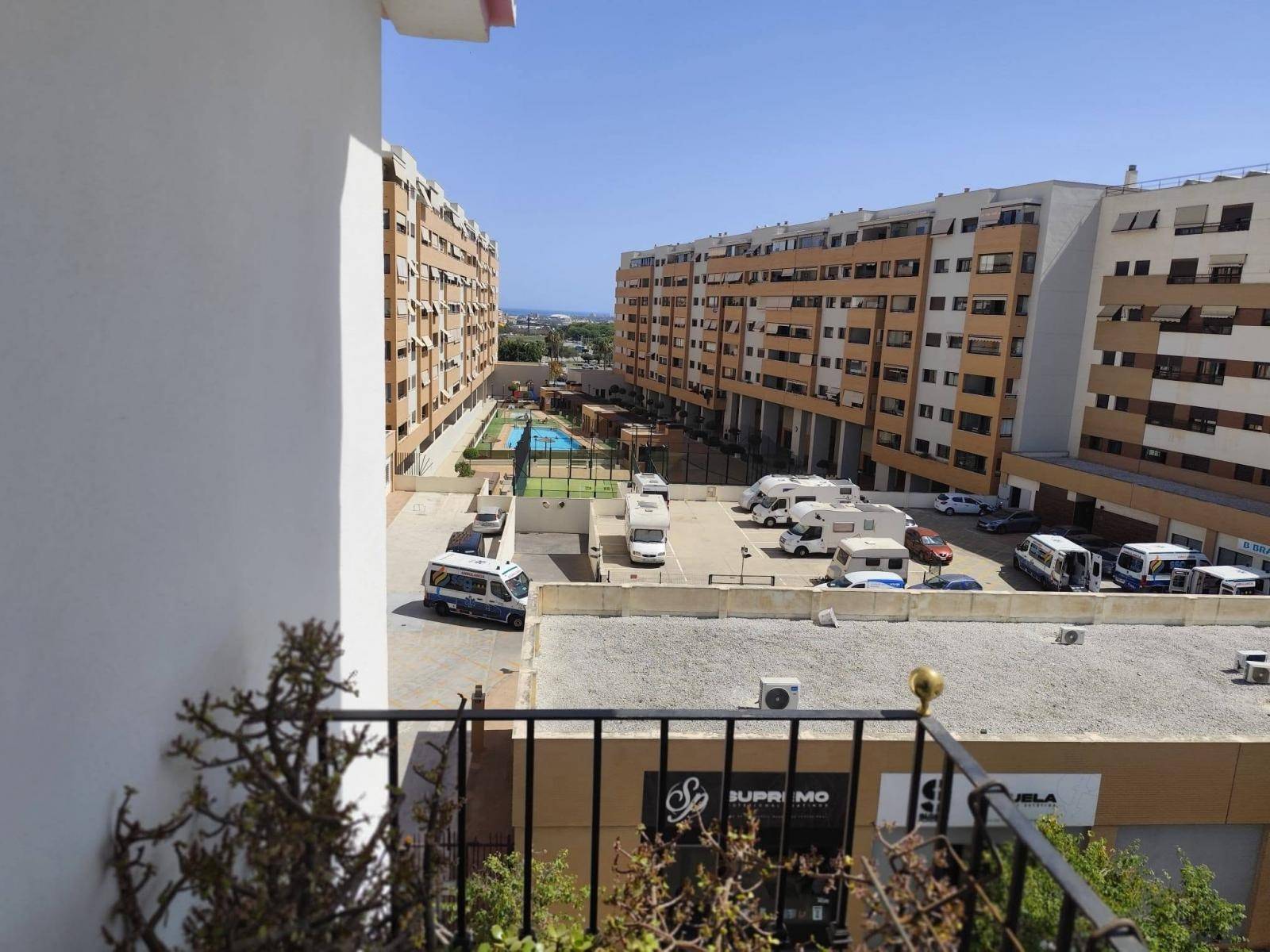 مسطحة للبيع في Colonia Santa Inés (Málaga)