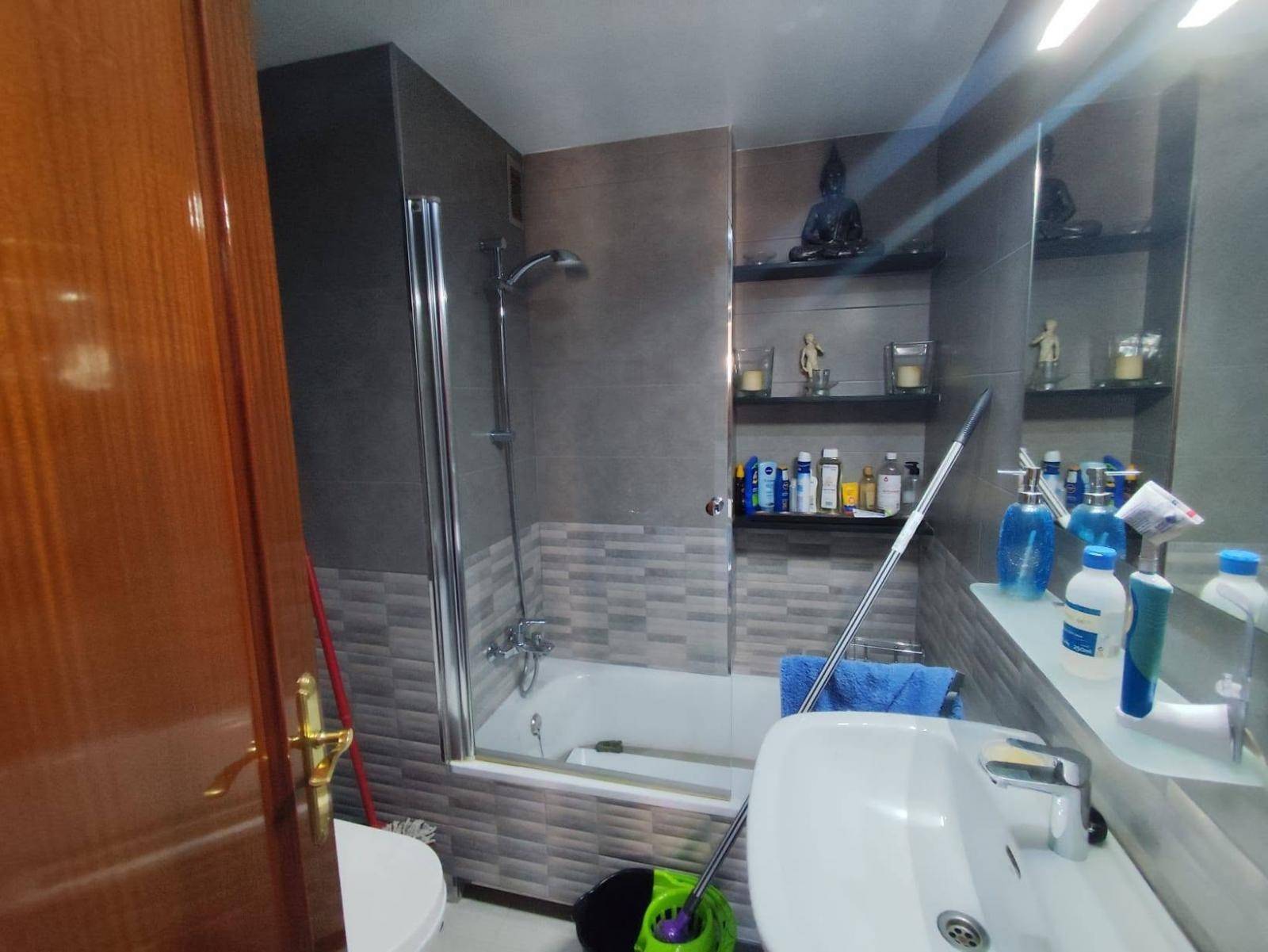 مسطحة للبيع في Colonia Santa Inés (Málaga)